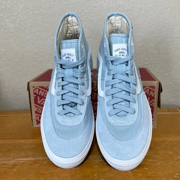 Vans Crockett High pastel blue white pop Cush men’s size 8.5 or women’s size 10